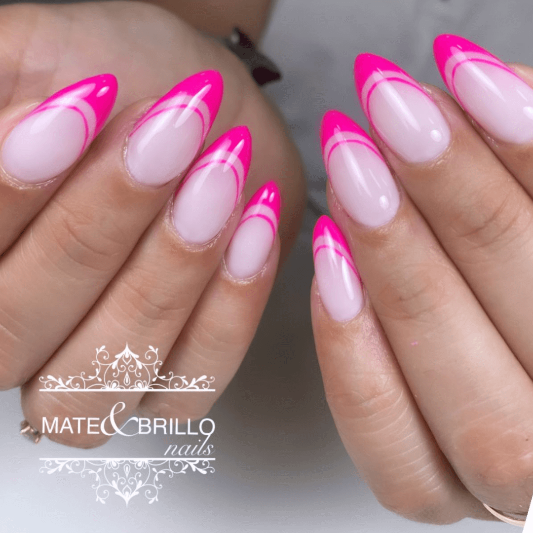 Uñas francesas rosas